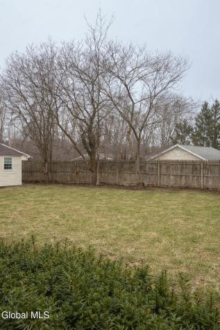 25 Kling Terrace Voorheesville NY 12186