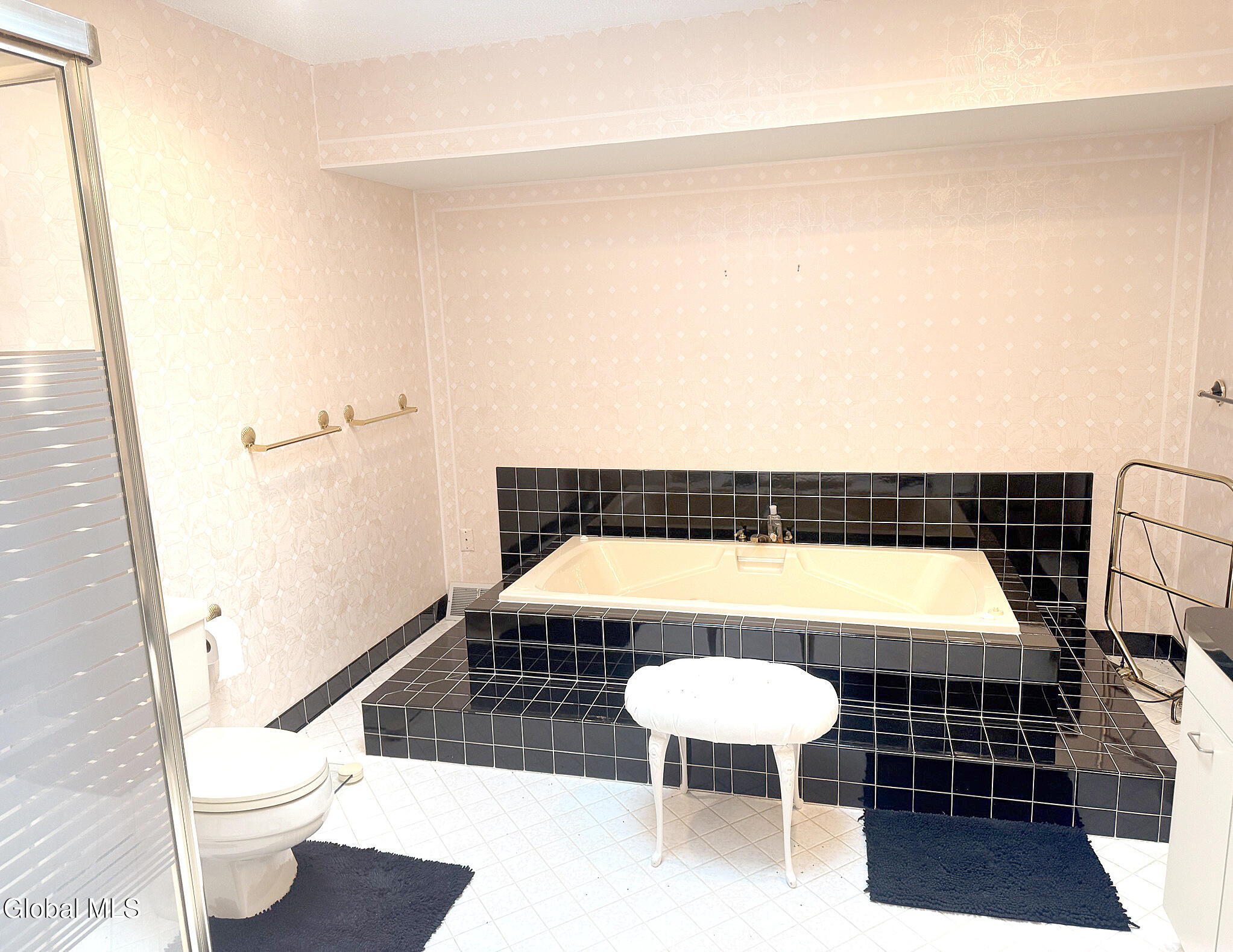 4 Van Court Queensbury NY 12804