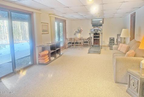 4 Van Court Queensbury NY 12804
