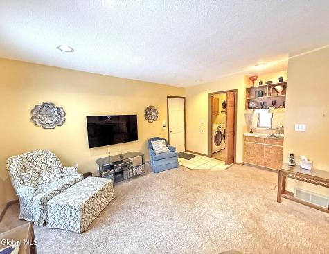 4 Van Court Queensbury NY 12804