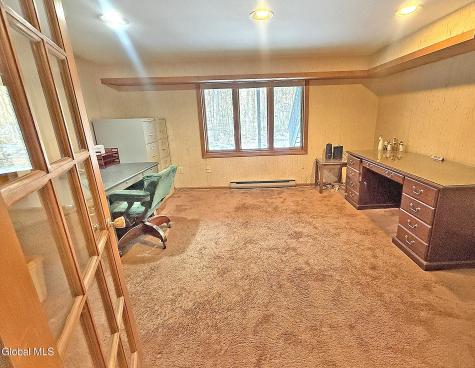 4 Van Court Queensbury NY 12804