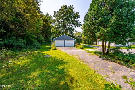 130 Manor Avenue Cohoes NY 12047