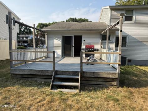 11 Wampum Drive Saratoga Springs NY 12866