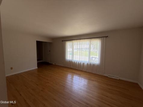 11 Wampum Drive Saratoga Springs NY 12866