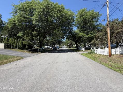 11 Wampum Drive Saratoga Springs NY 12866