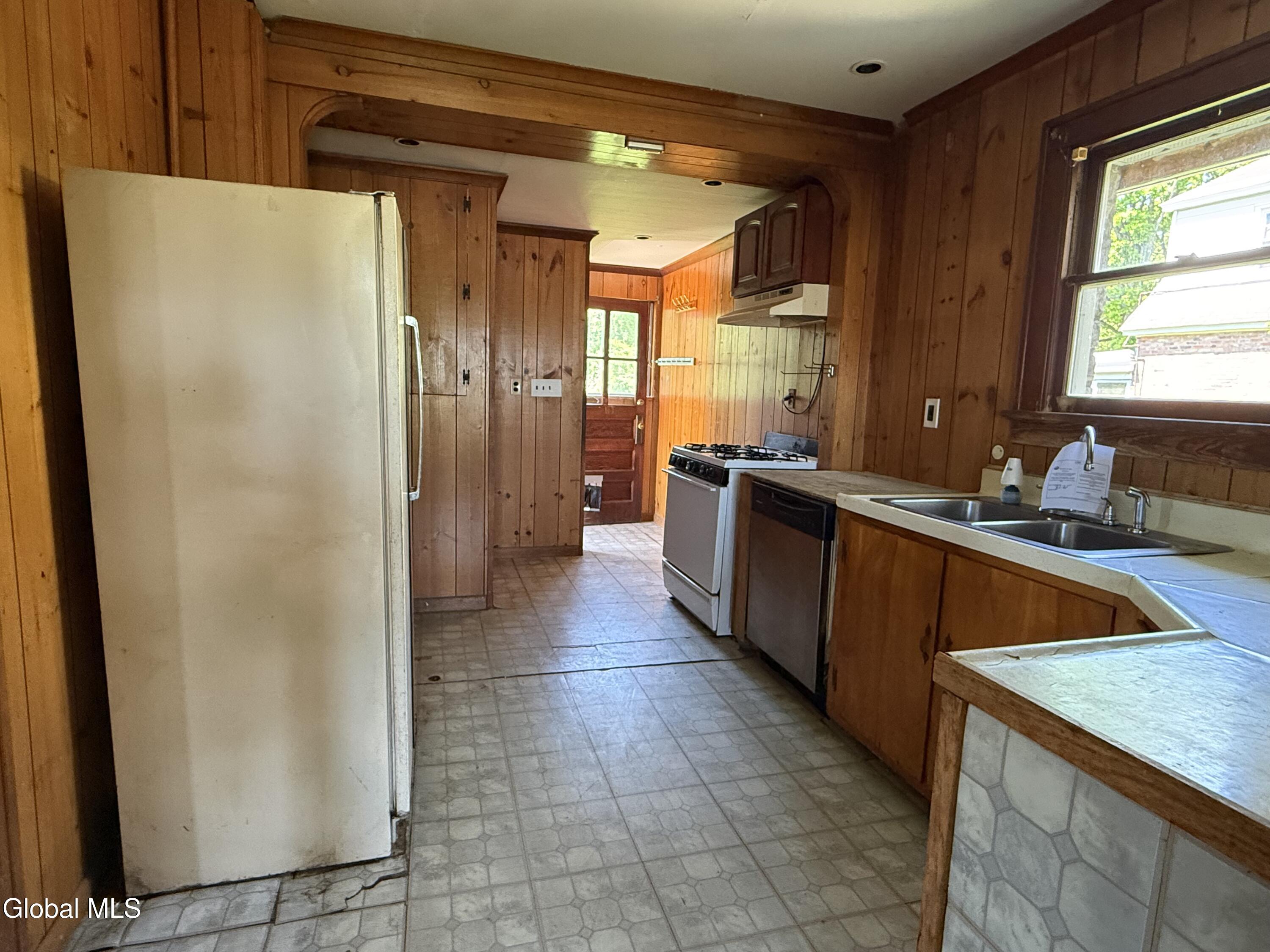1346 Hillside Avenue Niskayuna NY 12309
