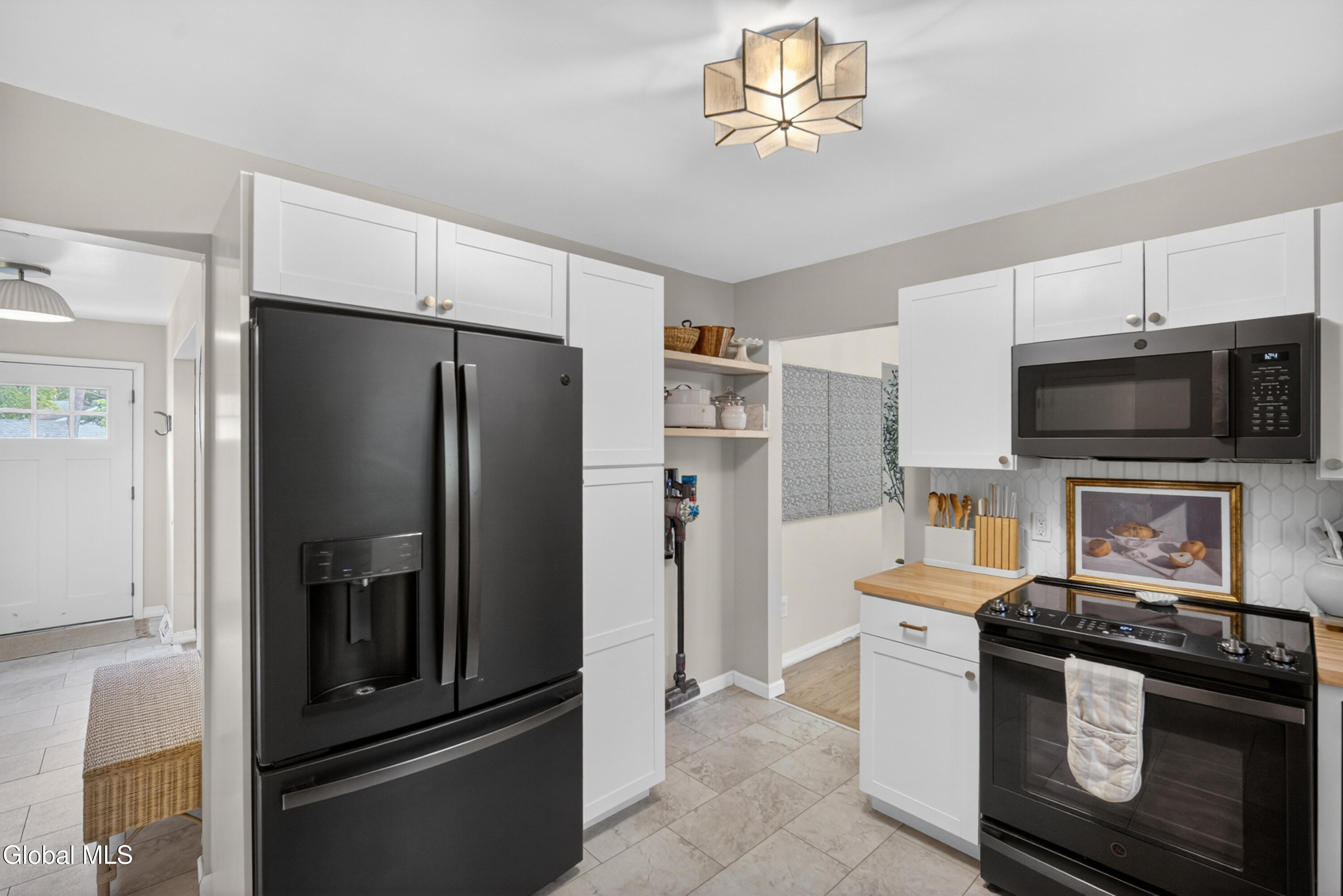 18 Michael Drive Saratoga Springs NY 12866