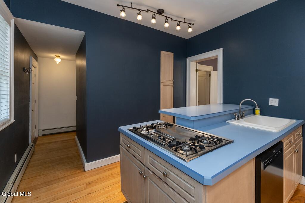 10 Ten Broeck Place Albany NY 12210