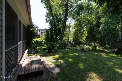 10 Ten Broeck Place Albany NY 12210