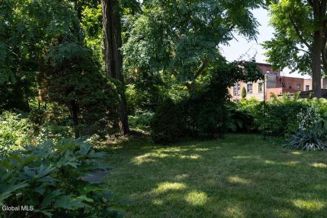 10 Ten Broeck Place Albany NY 12210