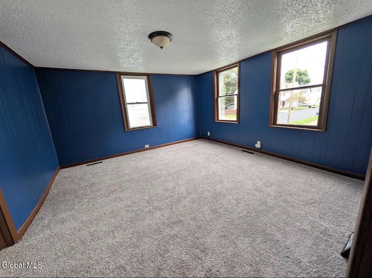 101 Glebe Street Johnstown NY 12095