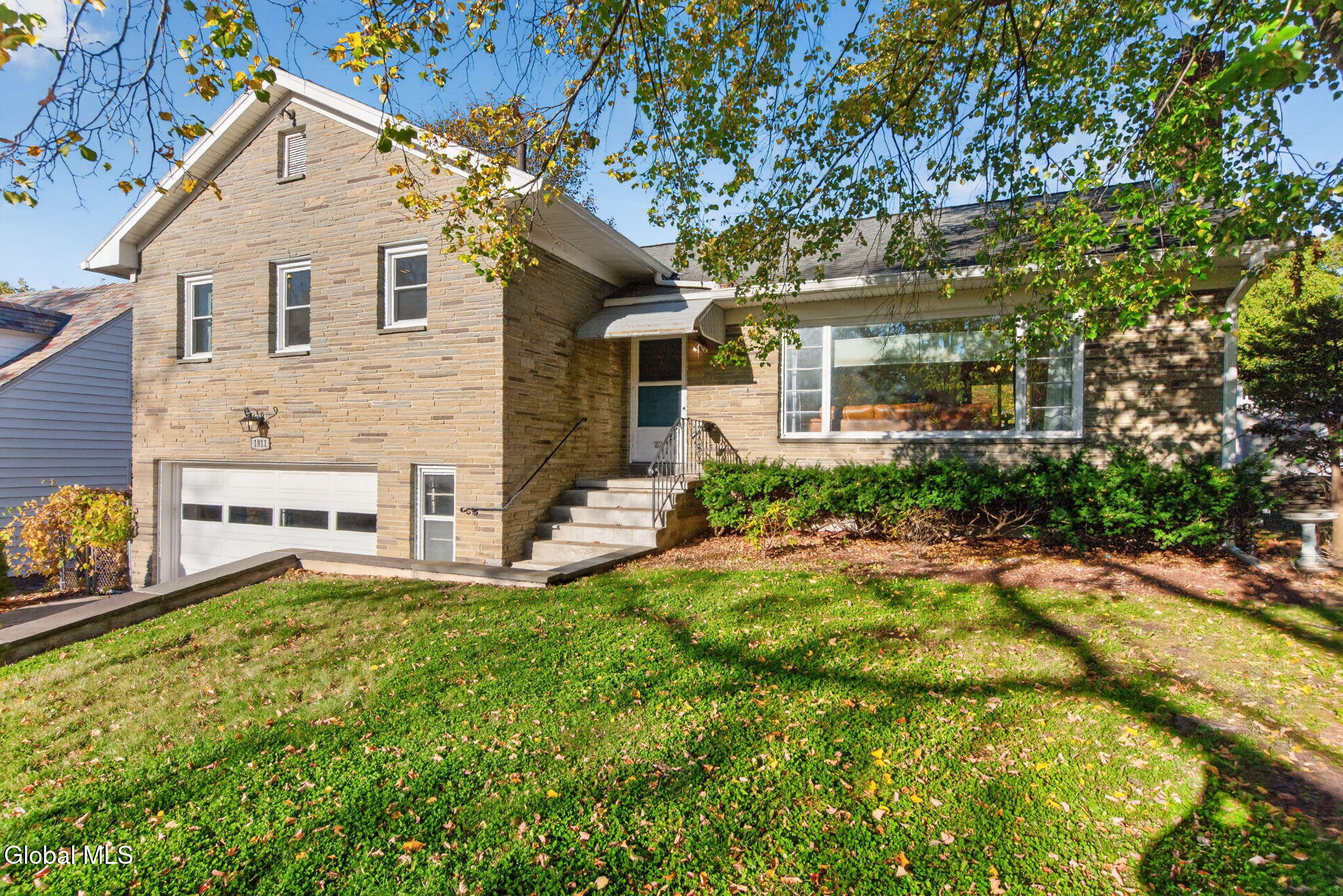 1811 Randolph Road Schenectady NY 12308