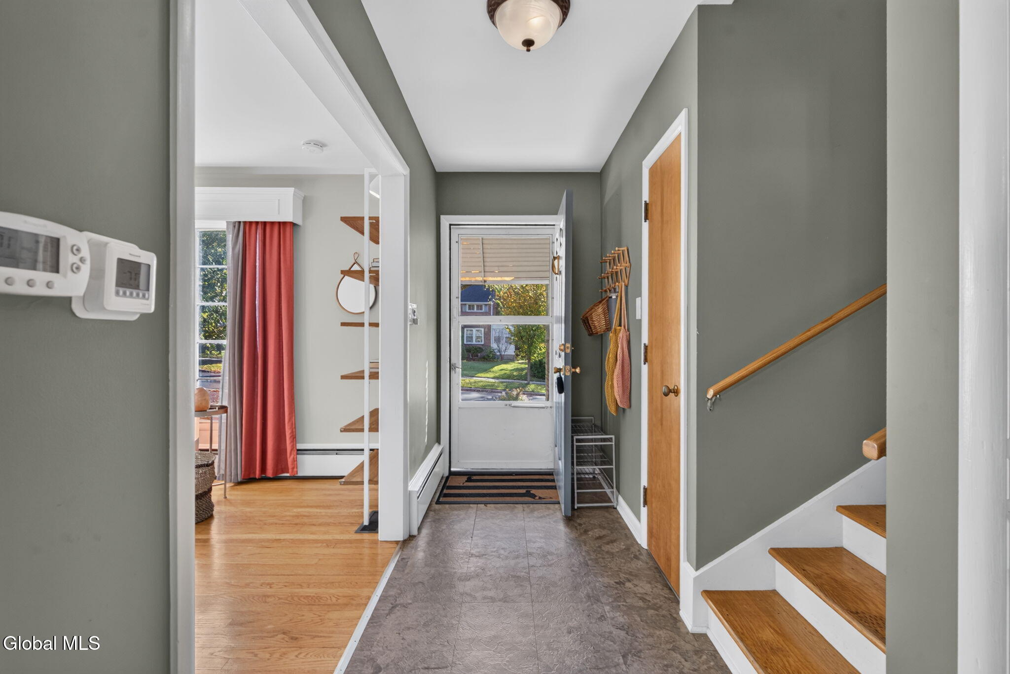 1811 Randolph Road Schenectady NY 12308