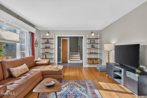 1811 Randolph Road Schenectady NY 12308