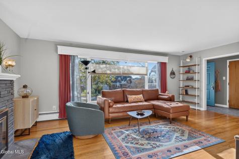 1811 Randolph Road Schenectady NY 12308