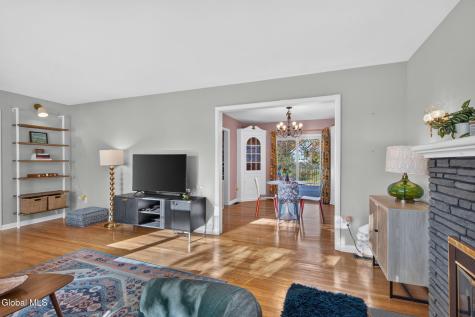 1811 Randolph Road Schenectady NY 12308
