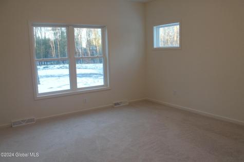 21 Jack Drive Mechanicville NY 12118