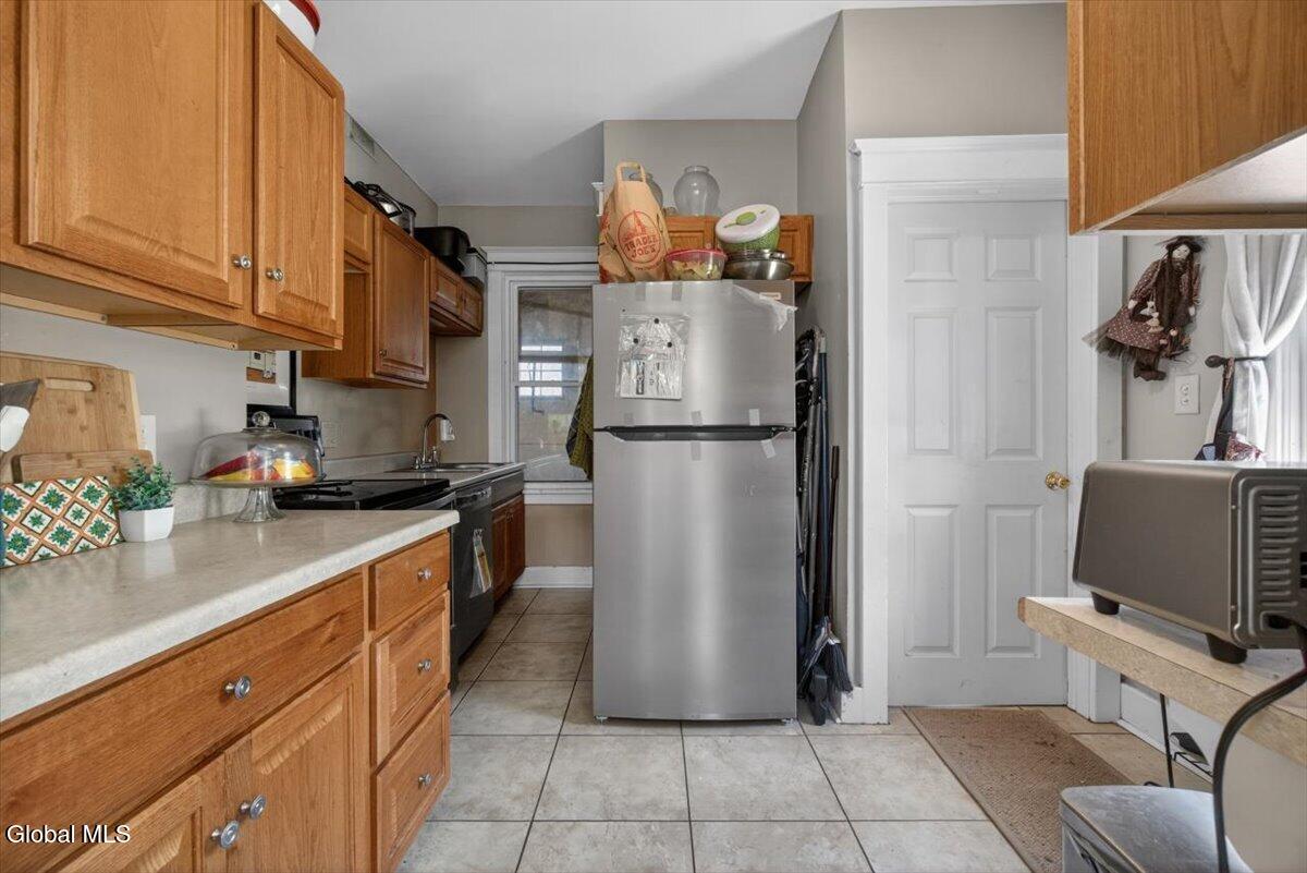 2 Woodlawn Terrace Delmar NY 12054