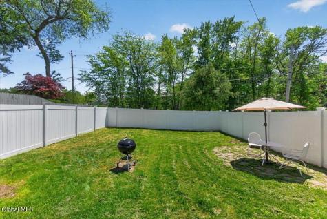 2 Woodlawn Terrace Delmar NY 12054