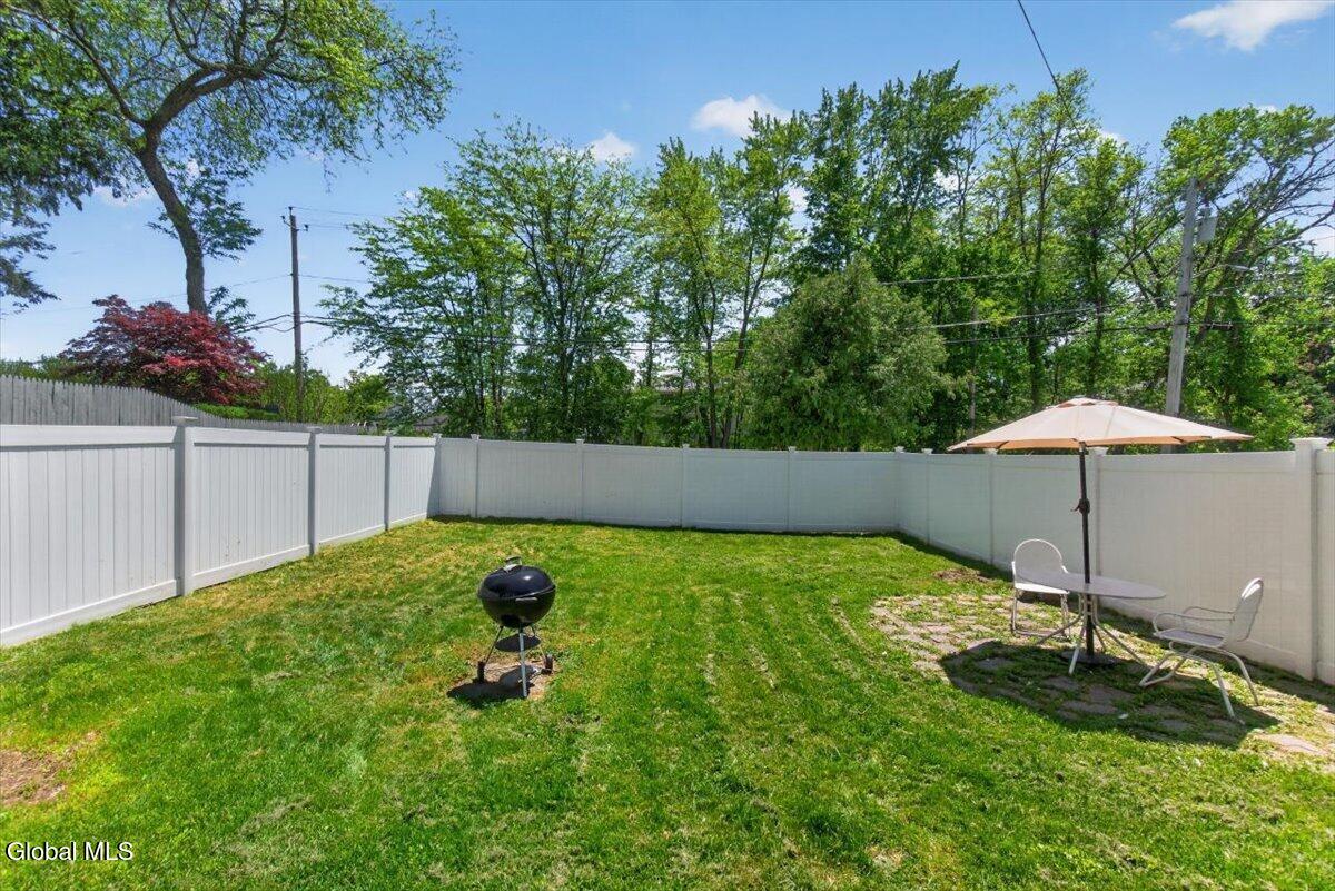 2 Woodlawn Terrace Delmar NY 12054