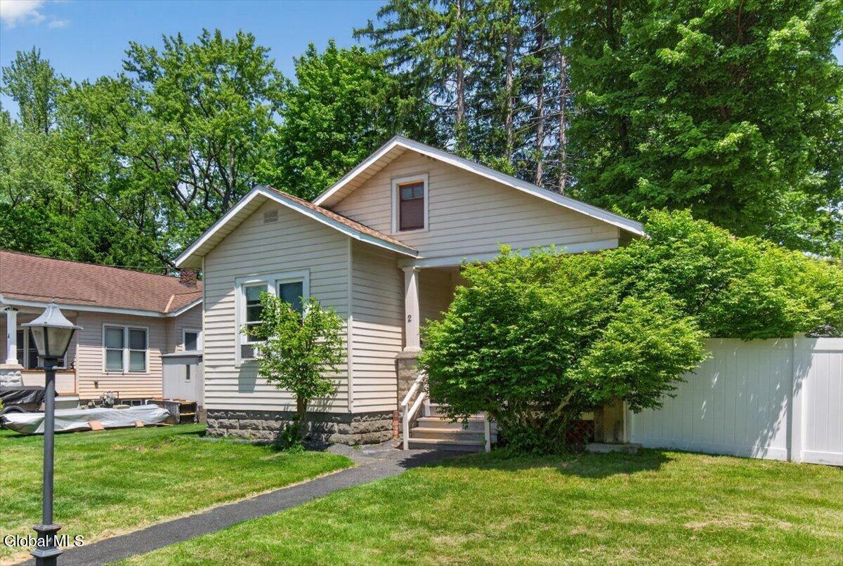 2 Woodlawn Terrace Delmar NY 12054