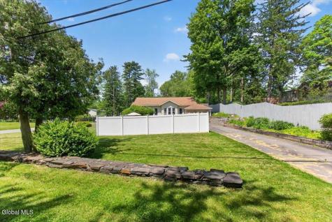 2 Woodlawn Terrace Delmar NY 12054