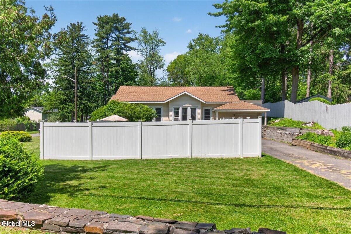 2 Woodlawn Terrace Delmar NY 12054