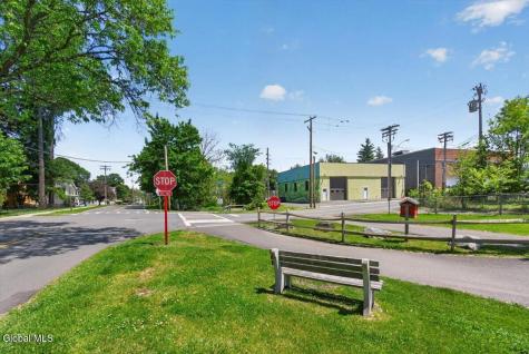 2 Woodlawn Terrace Delmar NY 12054