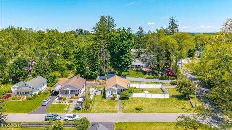 2 Woodlawn Terrace Delmar NY 12054