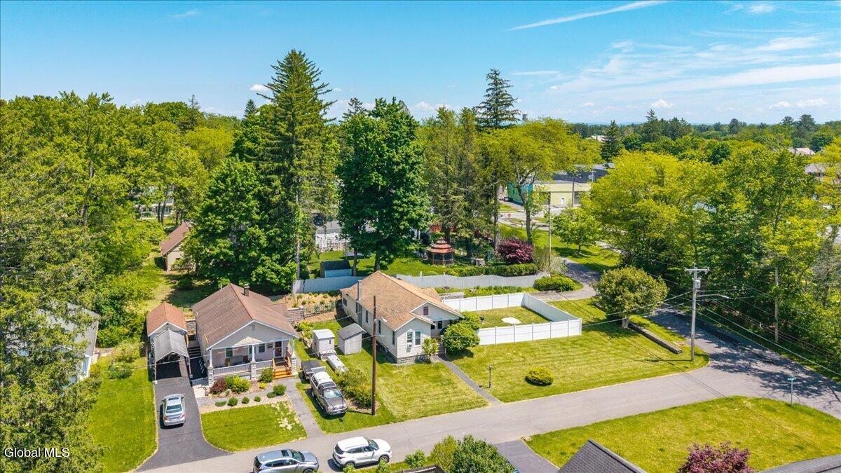 2 Woodlawn Terrace Delmar NY 12054