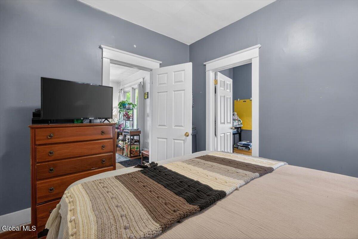 2 Woodlawn Terrace Delmar NY 12054