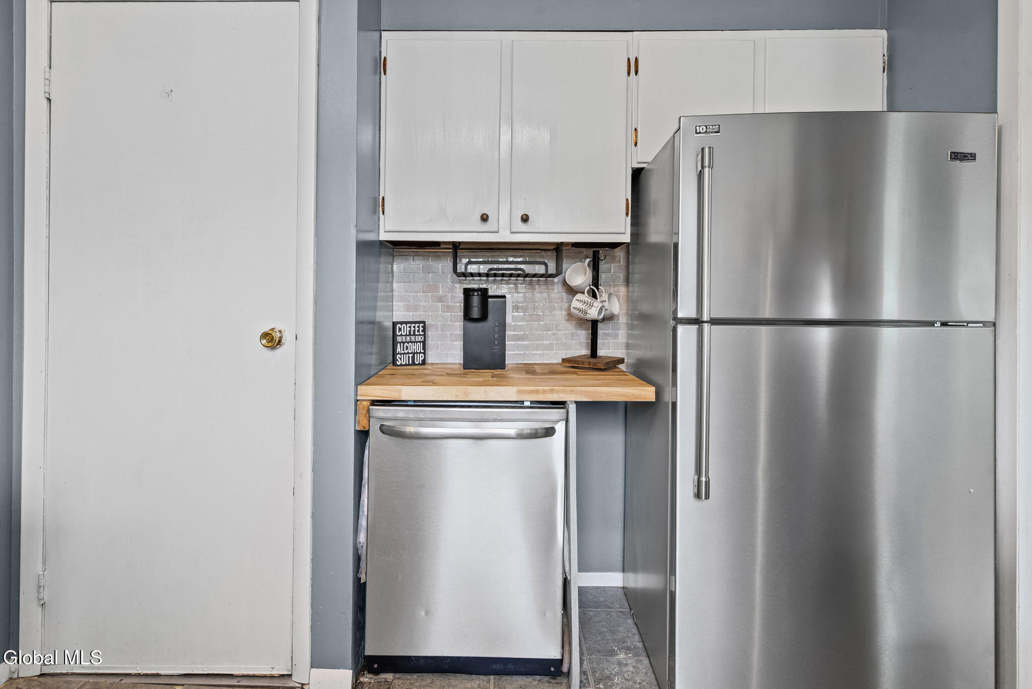 49 Kunker Avenue Latham NY 12110