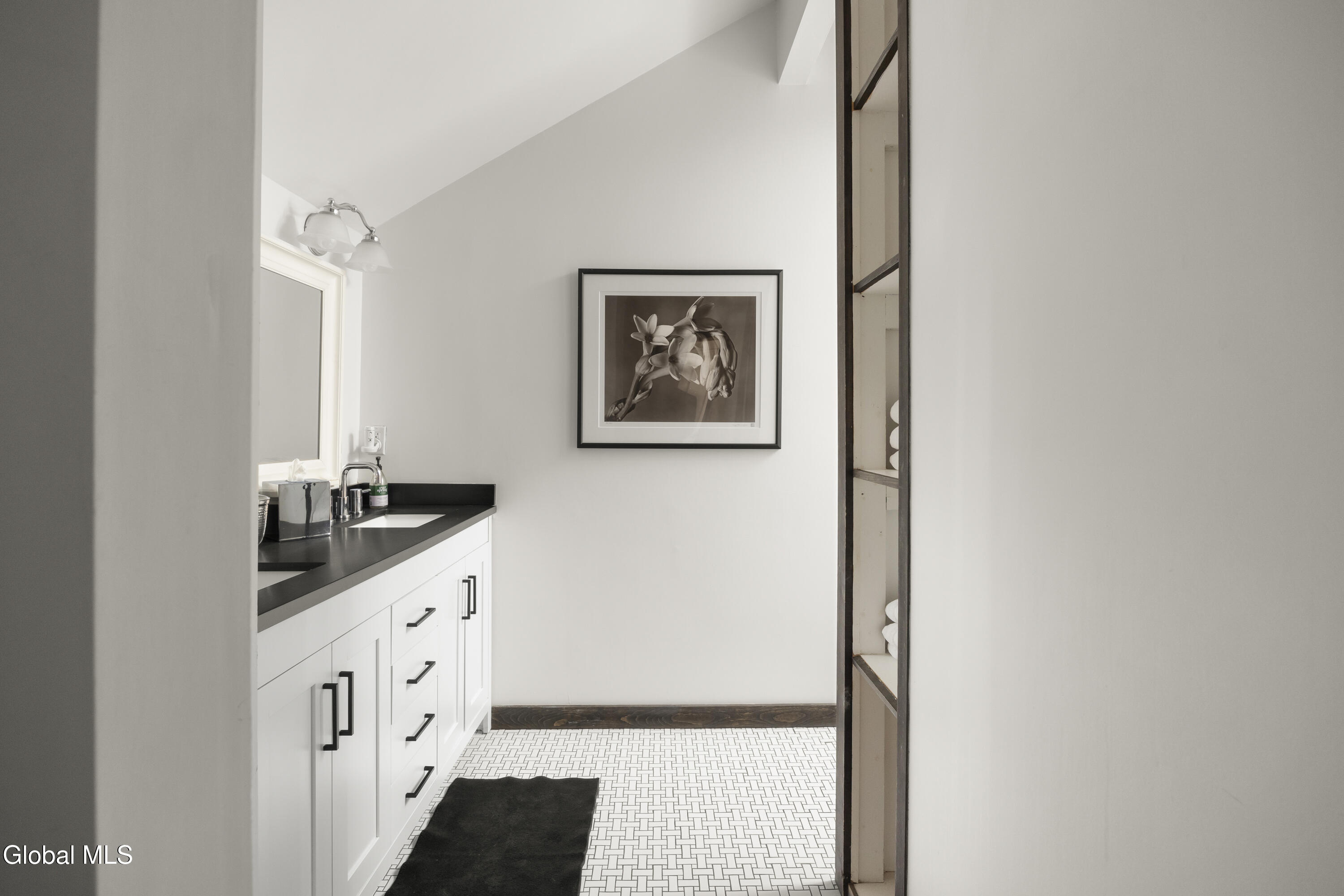 192 Lakeview Road Craryville NY 12521