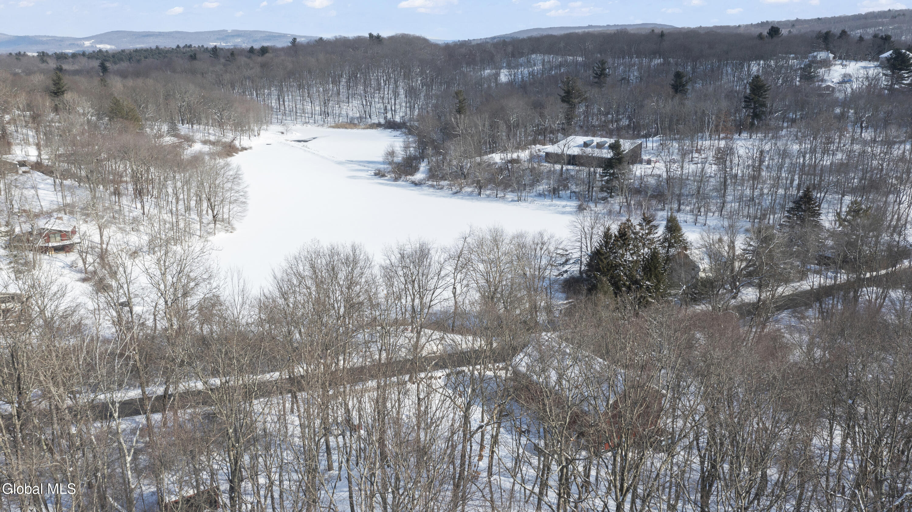 192 Lakeview Road Craryville NY 12521