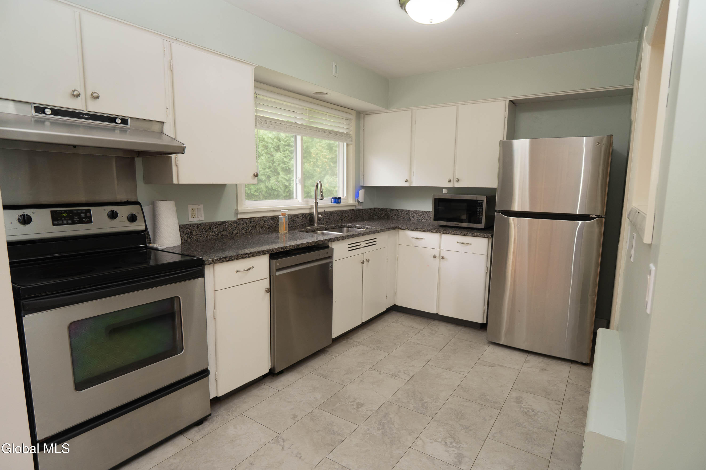 136 Van Dyke Road Delmar NY 12054