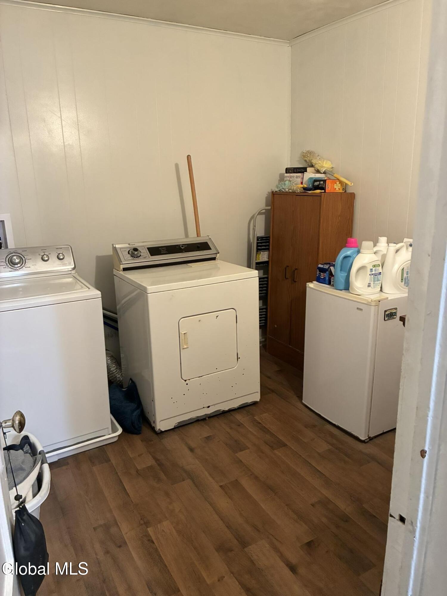 2727 Plunkett Avenue Schenectady NY 12306