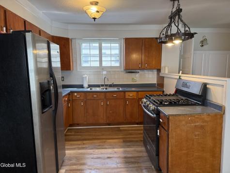 74 Park Street Gloversville NY 12078