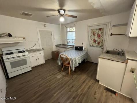 1540 4th Street Rensselaer NY 12144