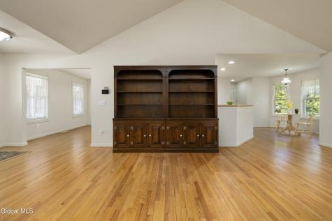7 Glen Court Queensbury NY 12804
