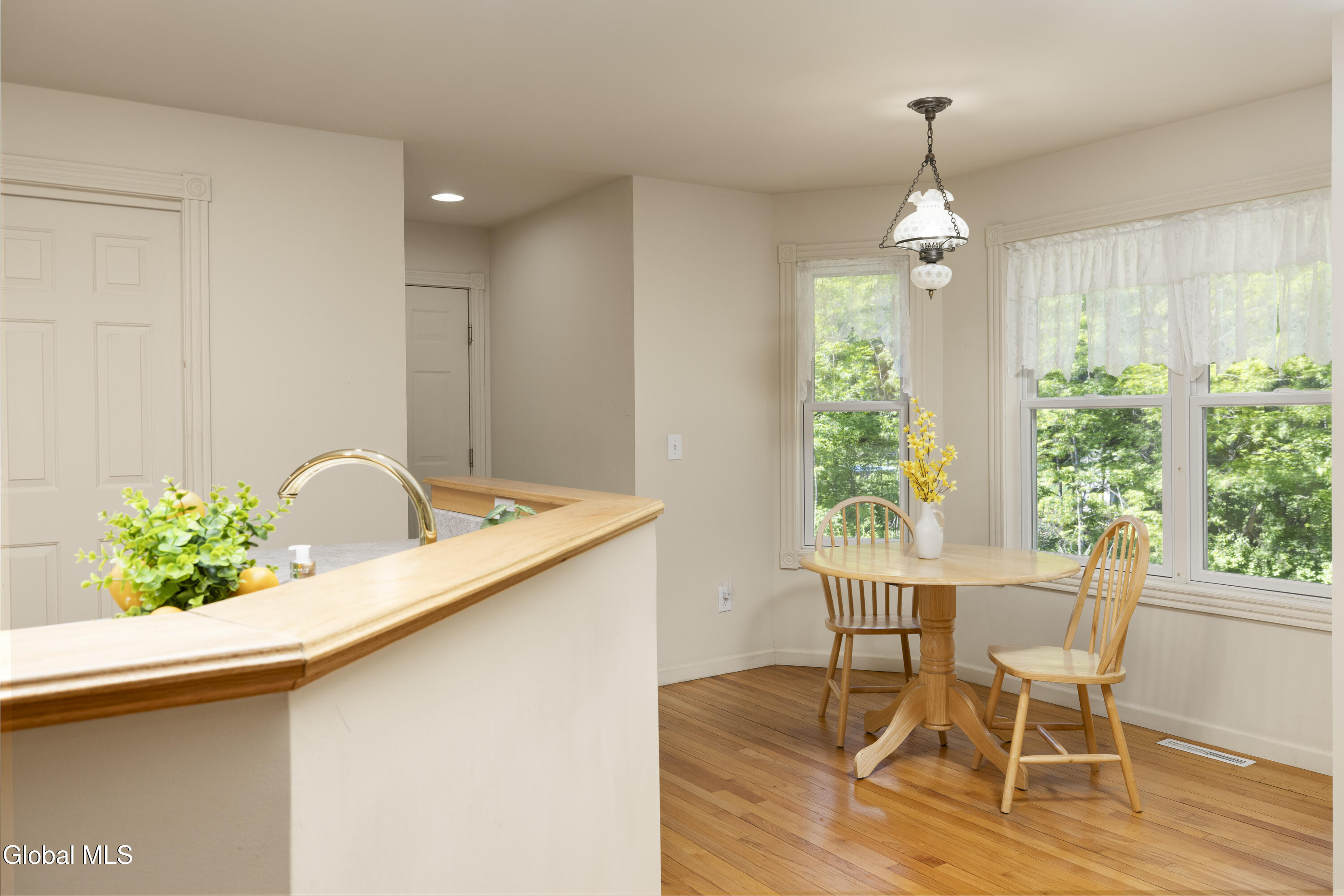 7 Glen Court Queensbury NY 12804