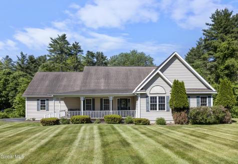 7 Glen Court Queensbury NY 12804