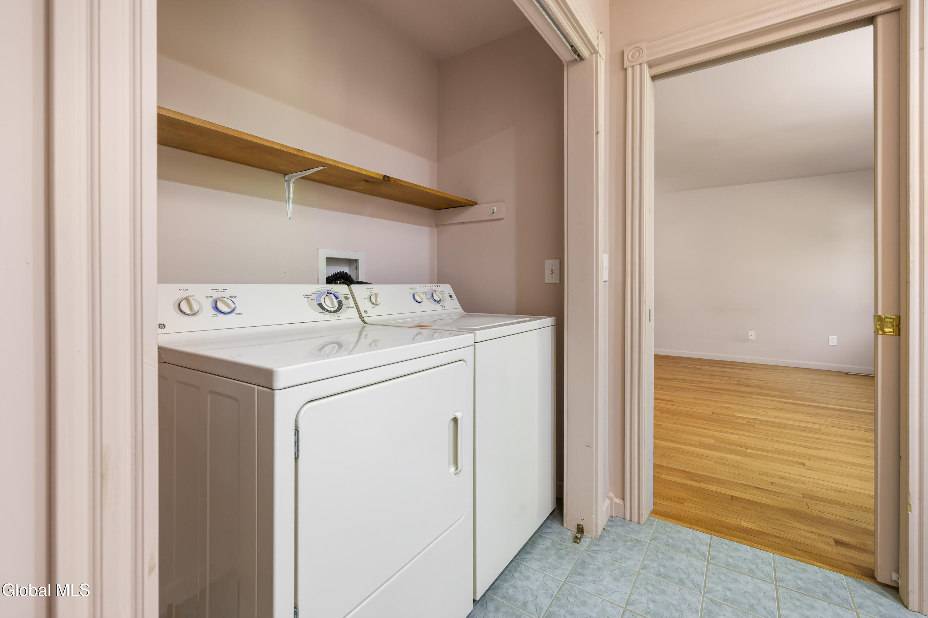 7 Glen Court Queensbury NY 12804