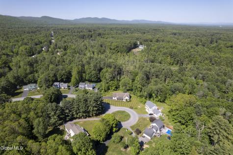 7 Glen Court Queensbury NY 12804