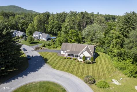 7 Glen Court Queensbury NY 12804