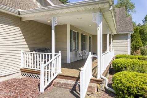 7 Glen Court Queensbury NY 12804