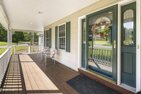 7 Glen Court Queensbury NY 12804