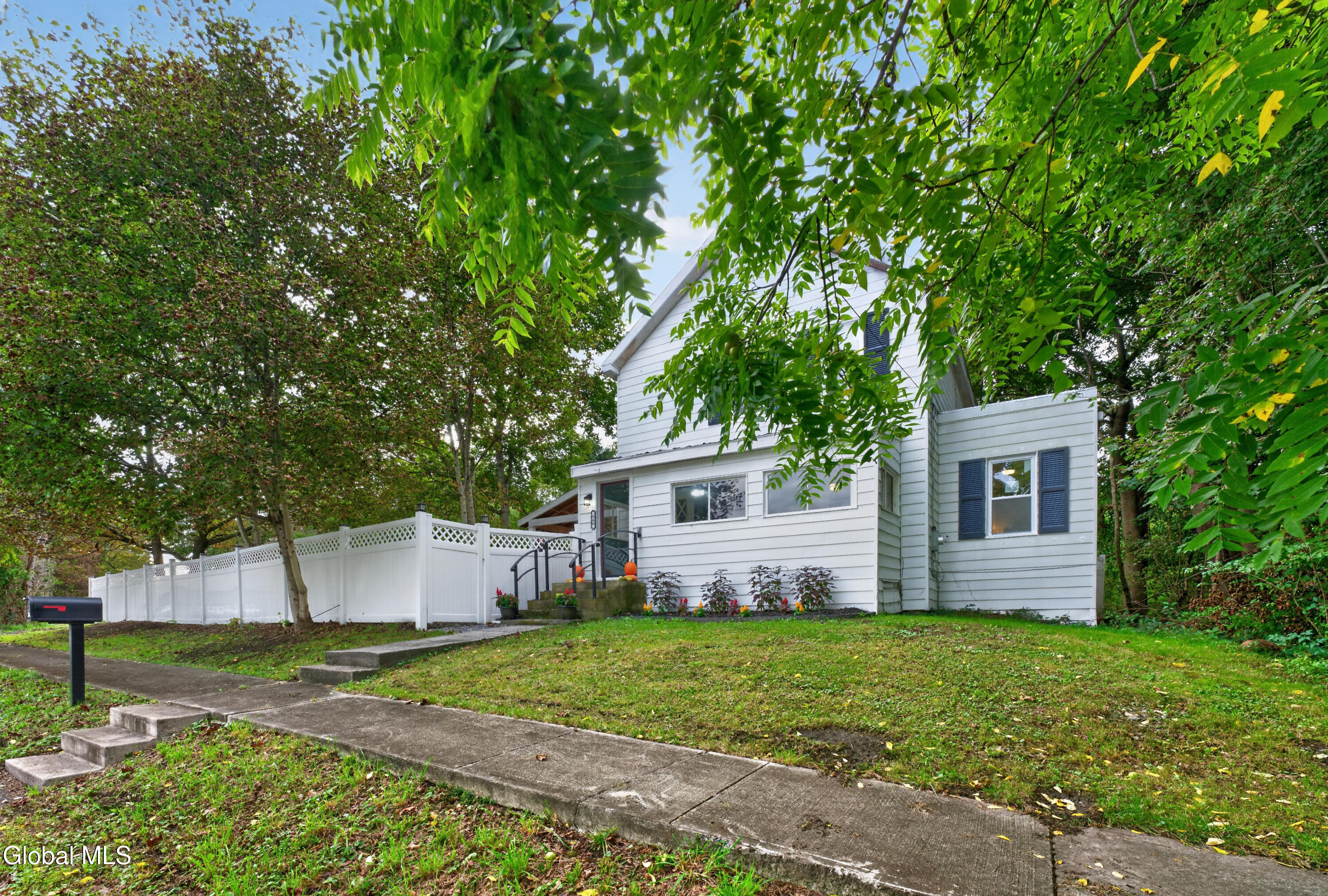 266 Poplar Avenue Valley Falls NY 12185