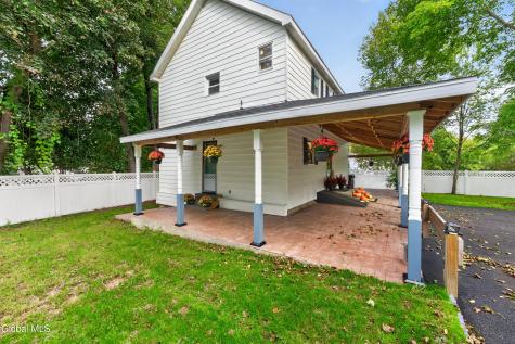 266 Poplar Avenue Valley Falls NY 12185