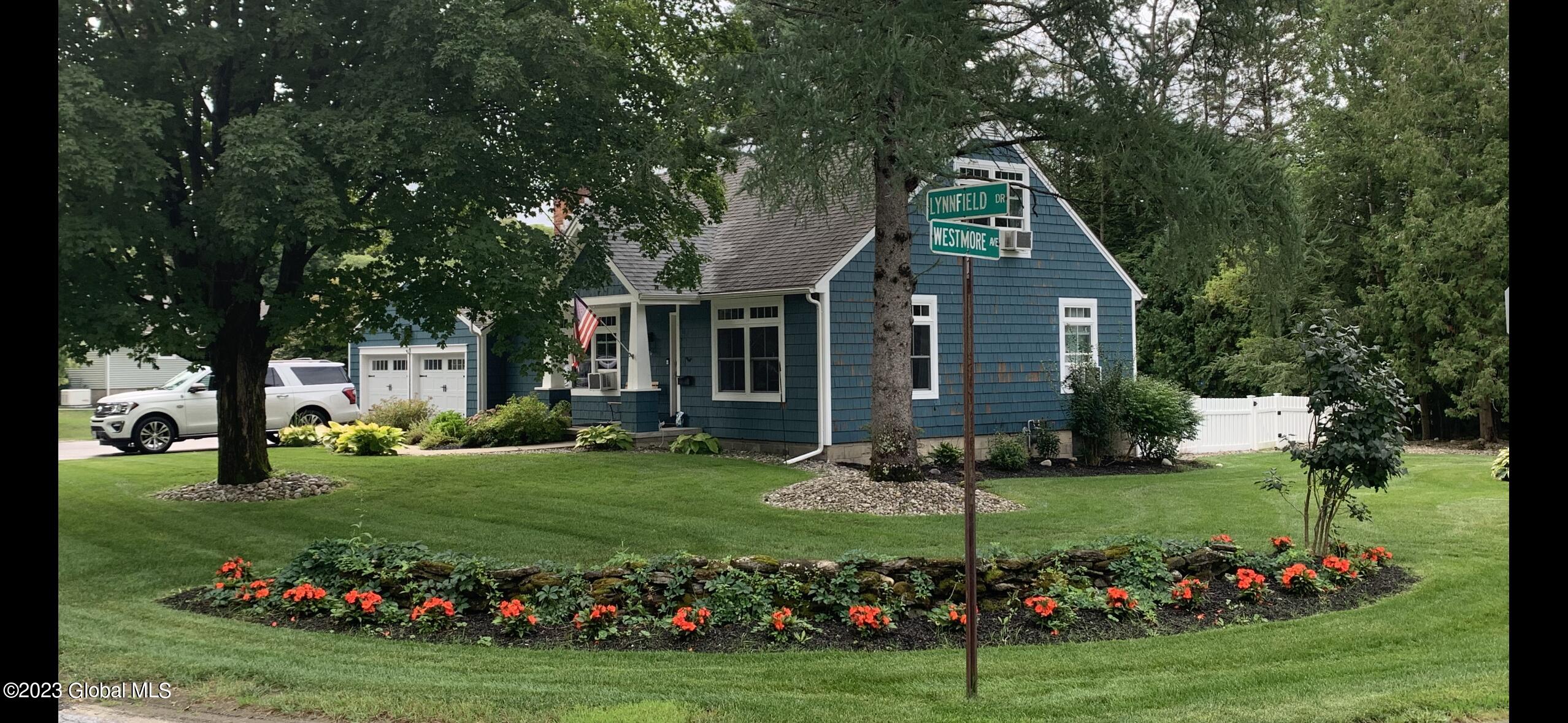 4 Lynnfield Drive Queensbury NY 12804