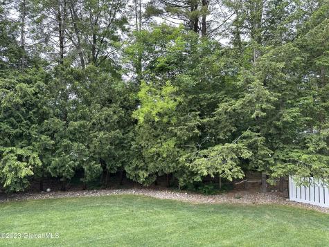 4 Lynnfield Drive Queensbury NY 12804